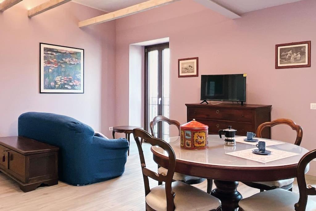 شقة Gio House - Affitti Brevi Italia Onno المظهر الخارجي الصورة